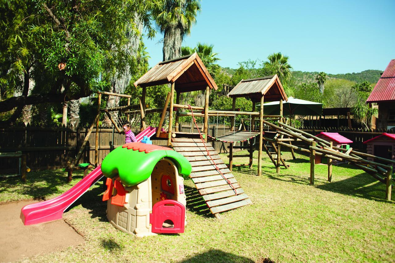 Bush Bungalows At Sun City Resort Rustenburg Kültér fotó