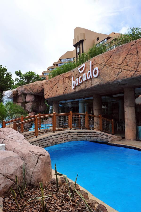 Bush Bungalows At Sun City Resort Rustenburg Kültér fotó
