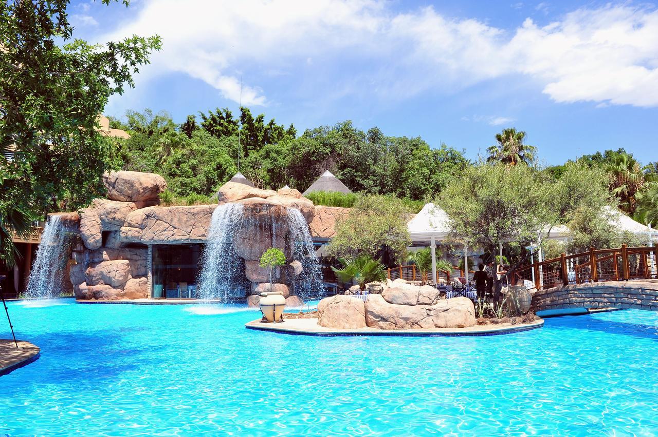 Bush Bungalows At Sun City Resort Rustenburg Kültér fotó