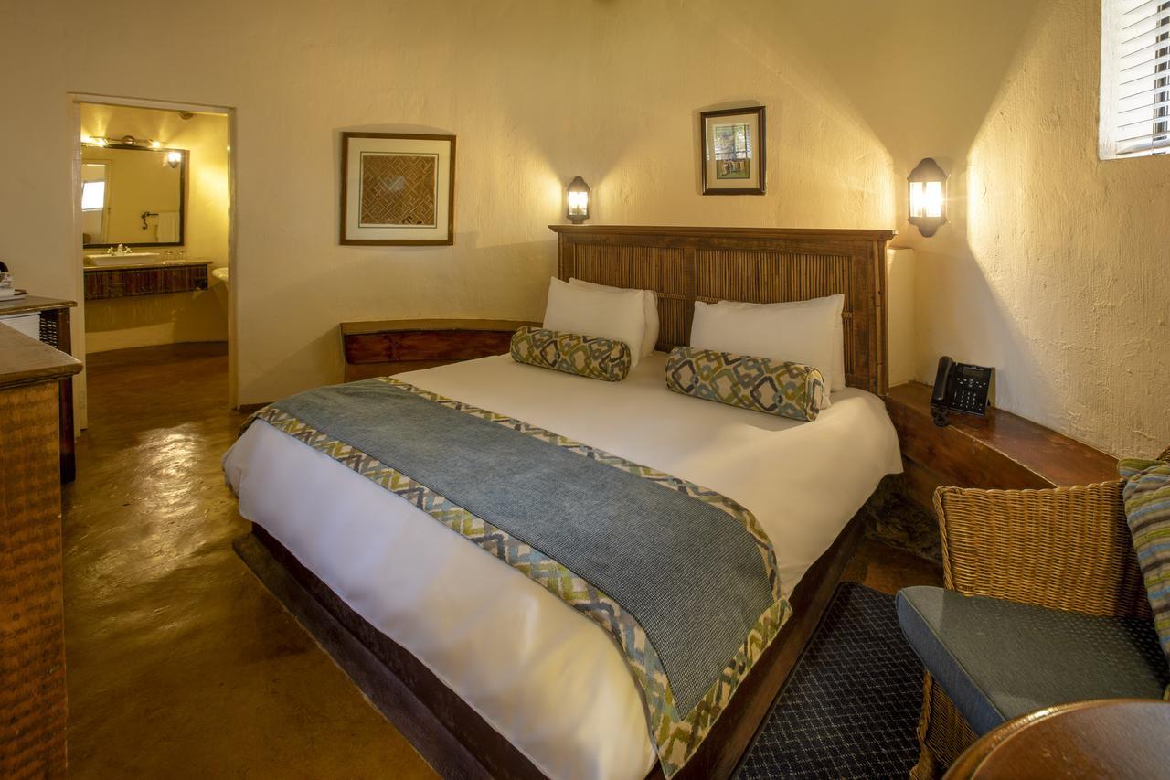 Bush Bungalows At Sun City Resort Rustenburg Kültér fotó