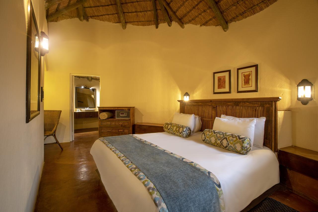 Bush Bungalows At Sun City Resort Rustenburg Kültér fotó